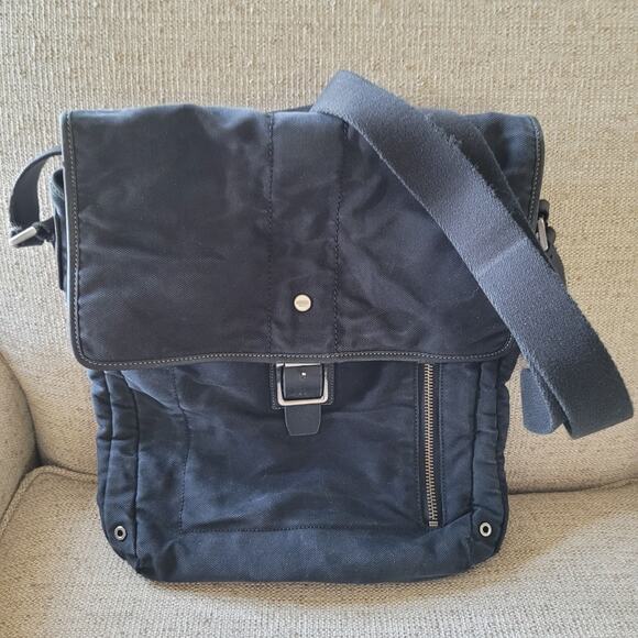 Coach Handbags - COACH Purse Bag Messenger Black Canvas Leather Clasp Closure Cross Body A+ Cond